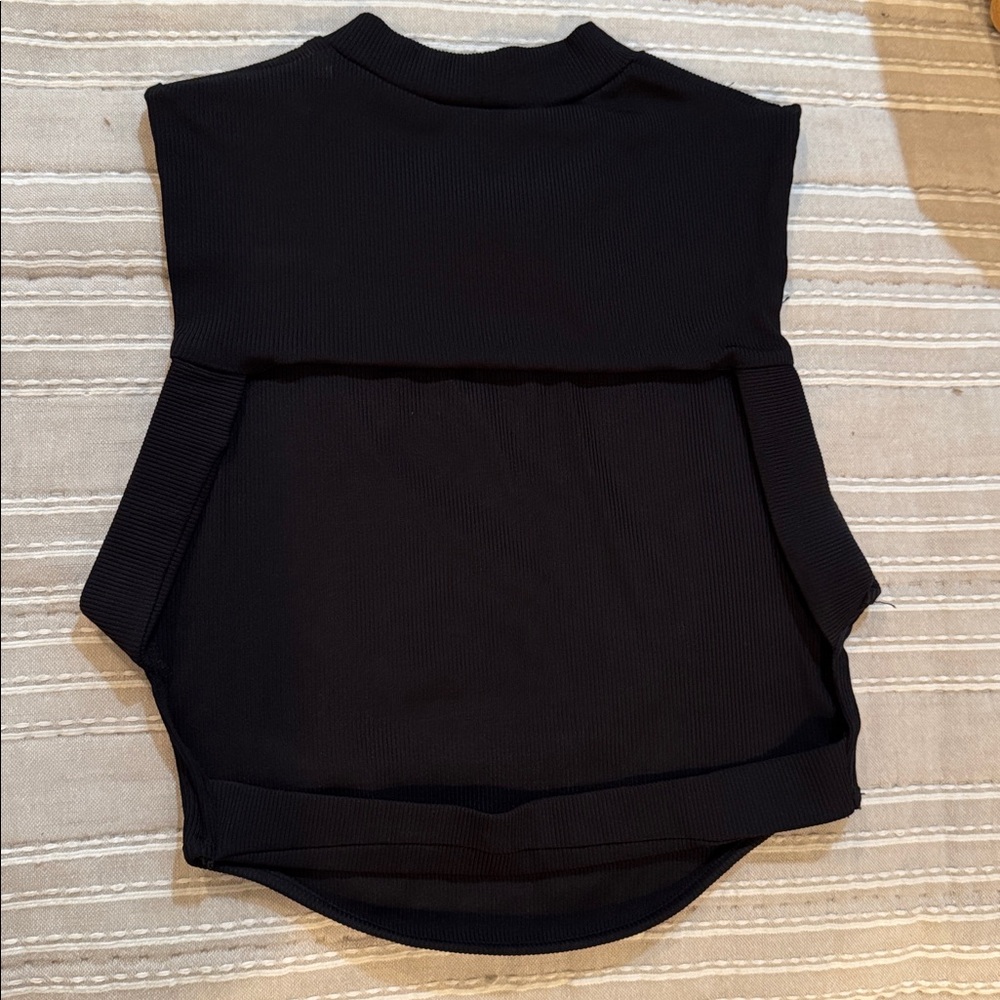 Zara Open-back Ribbed Crop Top - Picture 2 of 2